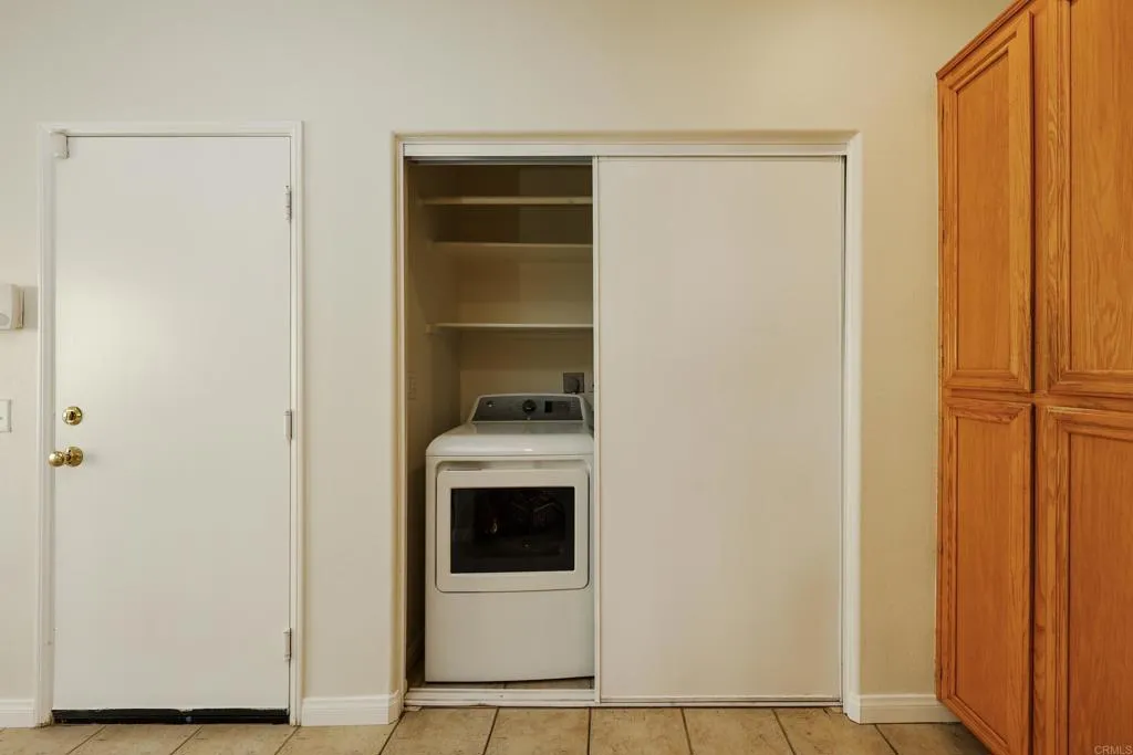 https://cdn.realtyfeed.com/cdn/127/306694046/bff2119b354d3ababdbdaf942b5780b2.webp