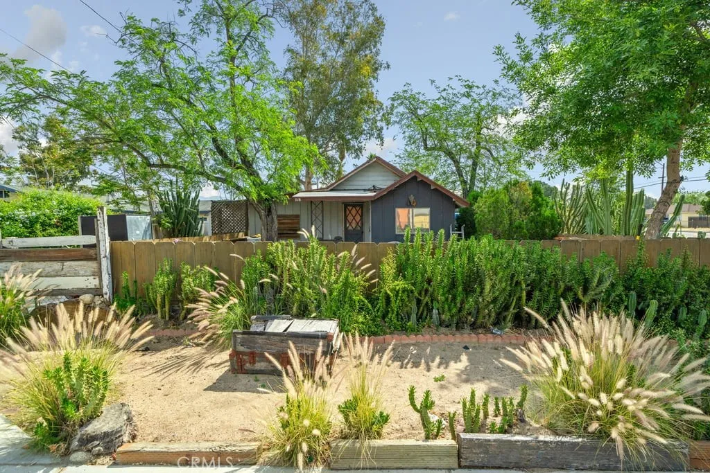 Highland, CA 92346