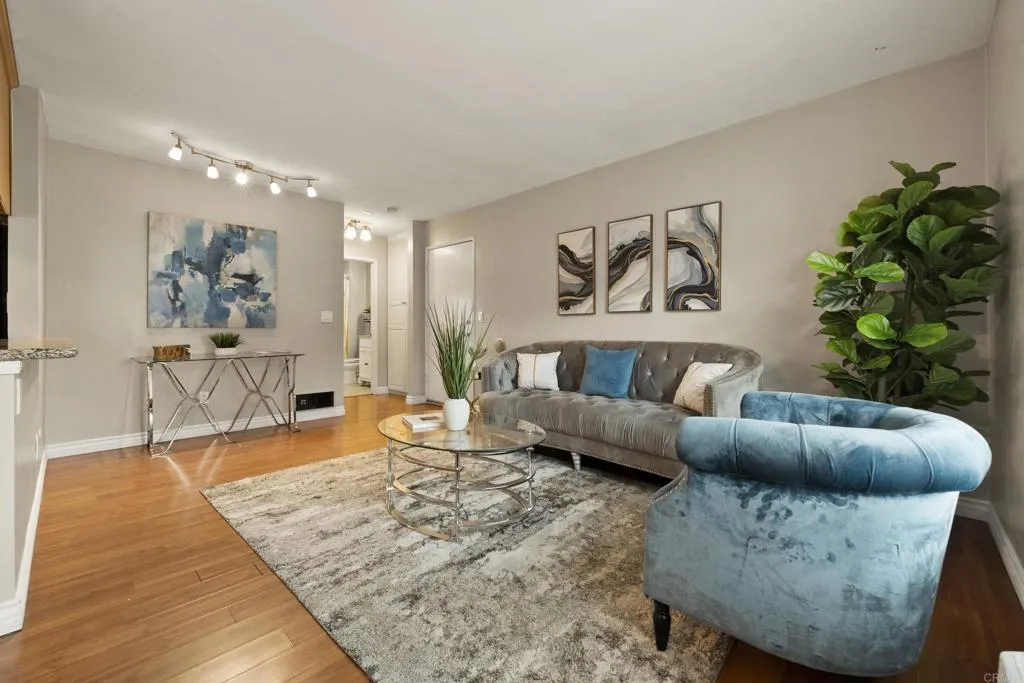 Photo #8: PTP2602876 Listing: Photo #8