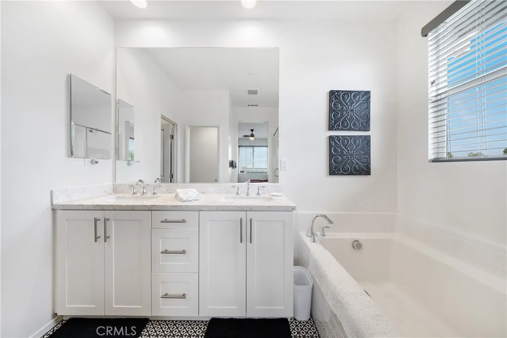 Photo #23: SW26083129 Listing: Photo #23
