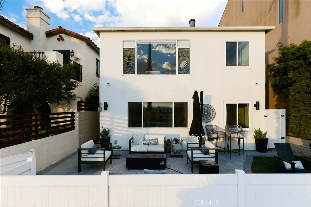 Long Beach, CA 90803