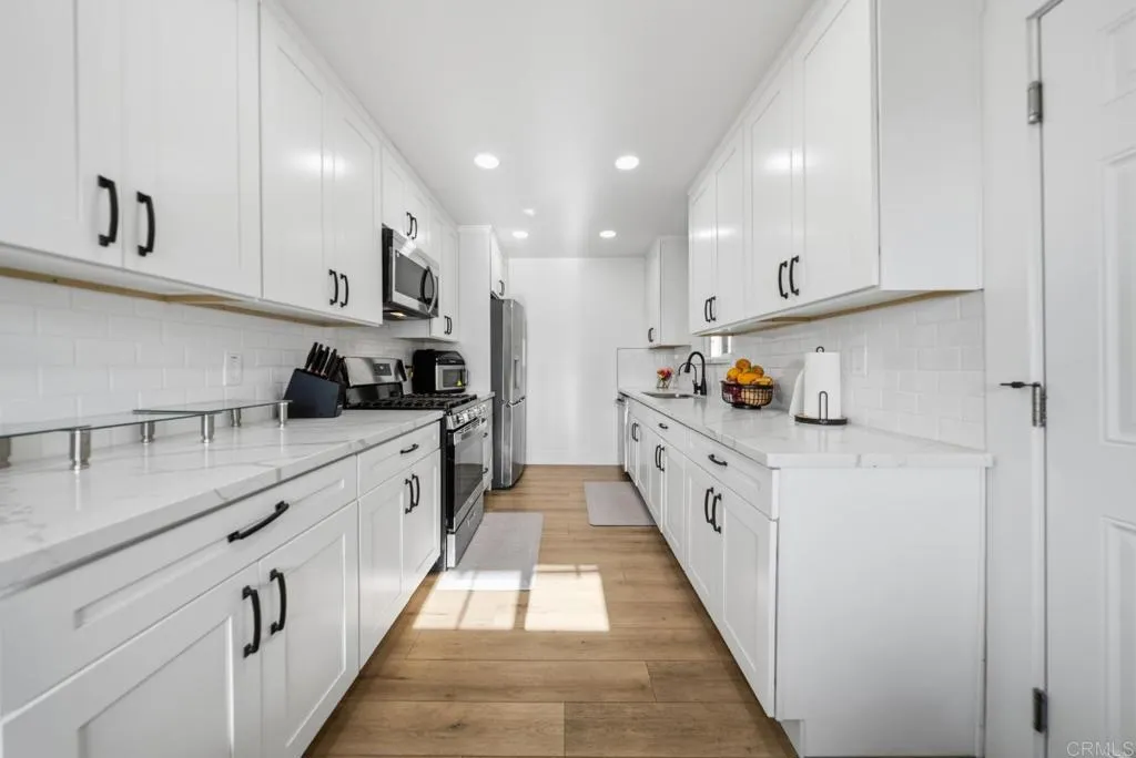 https://cdn.realtyfeed.com/cdn/127/306694242/b46011ee2ef57df3ef6121ac48d28d29.webp