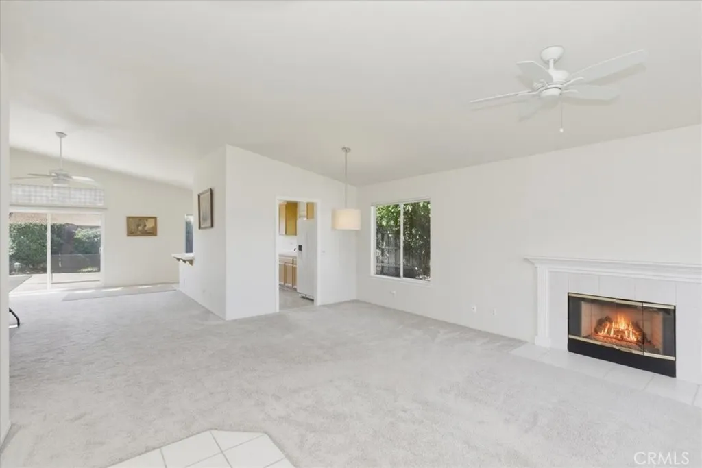 https://cdn.realtyfeed.com/cdn/127/306694265/04009dcb5ad45279d0db3d39761b1485.webp