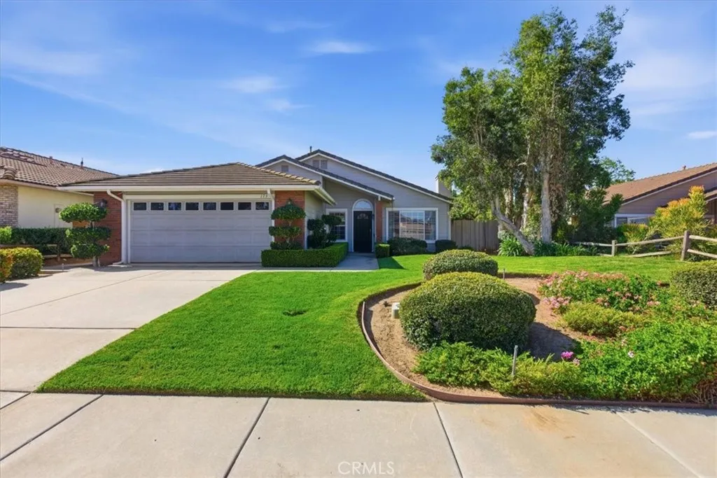 https://cdn.realtyfeed.com/cdn/127/306694265/49a0c35d29d83384133664bf5c60345d.webp