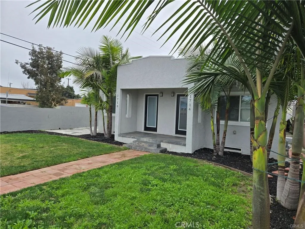 Compton, CA 90221