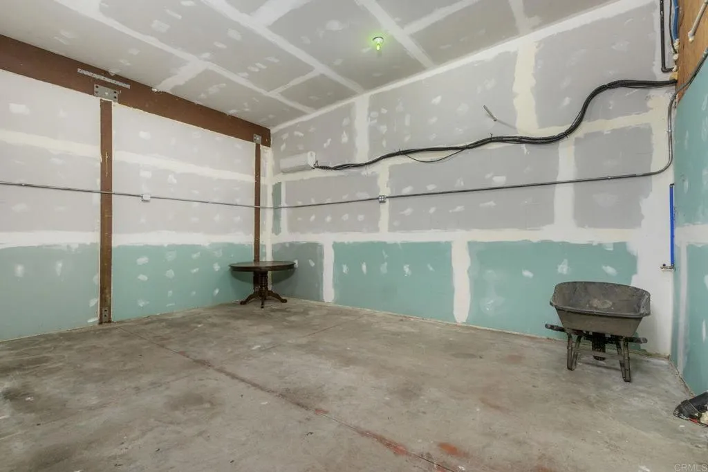 https://cdn.realtyfeed.com/cdn/127/306694305/020fded81aa2df56aeb31b1414f96b46.webp