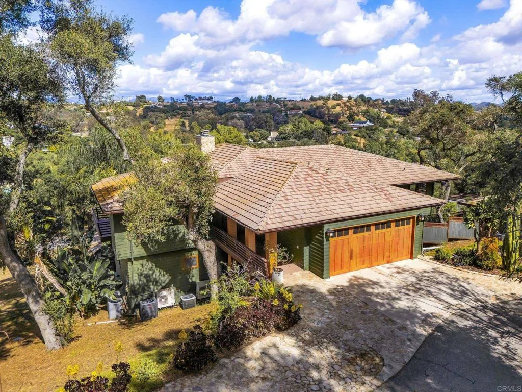 https://cdn.realtyfeed.com/cdn/127/306694305/3c95f5263931ad85ff5426322b768f3e.webp