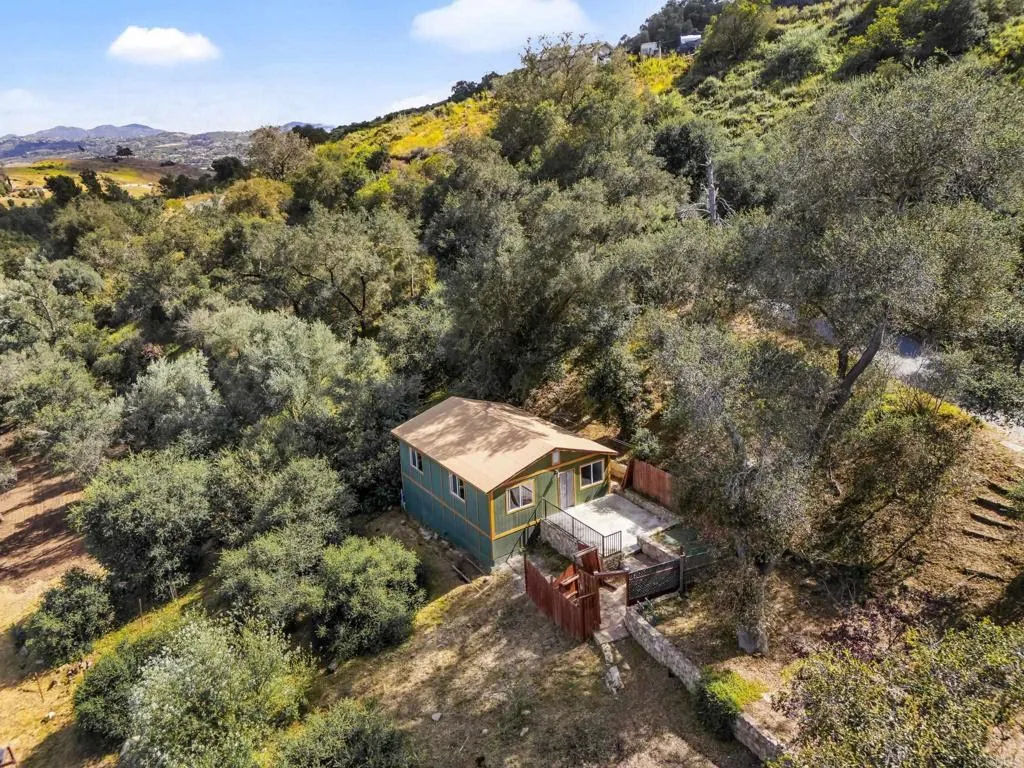 https://cdn.realtyfeed.com/cdn/127/306694305/6c9e40af9eb1eaaa1610c458a024f2a8.webp
