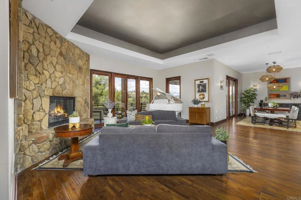 https://cdn.realtyfeed.com/cdn/127/306694305/8697adf26440d96278f448bb19a93dab.webp