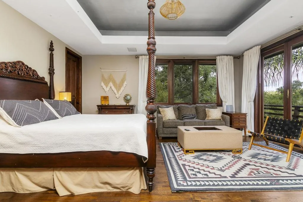 https://cdn.realtyfeed.com/cdn/127/306694305/c21c6d2d62b2346aaa91fec455762fd8.webp