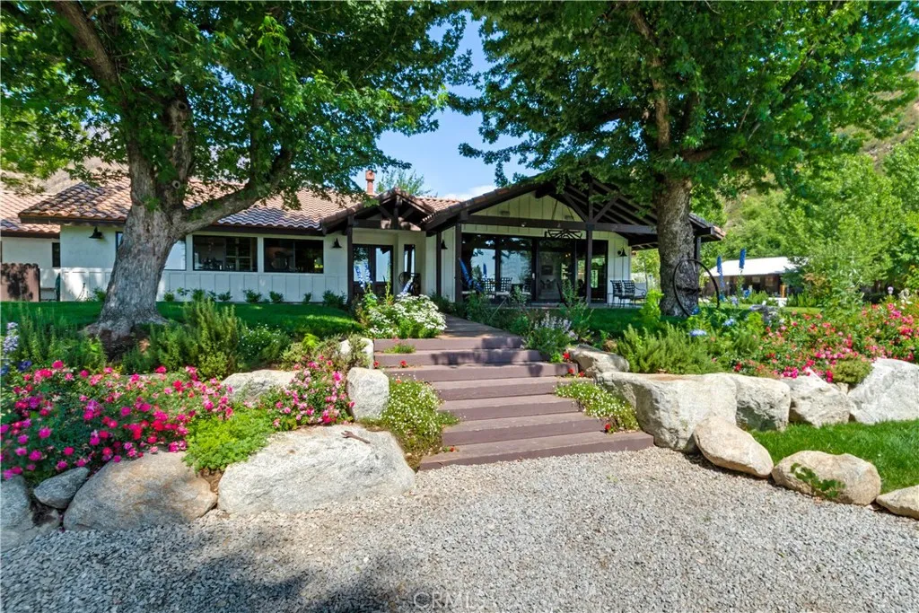 1279 Chateau Road, Pasadena, CA, 91105