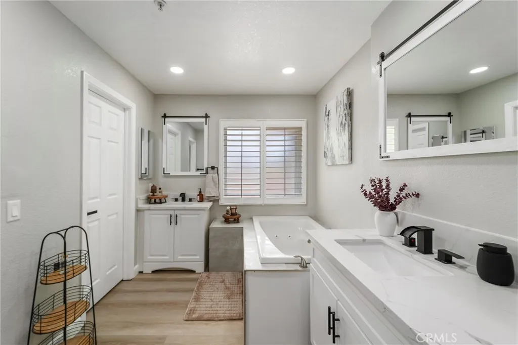 https://cdn.realtyfeed.com/cdn/127/306694382/44c4358a04e8e37855162b018811967b.webp