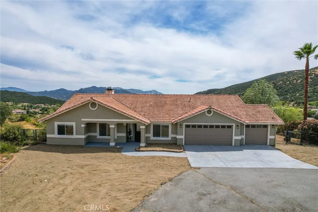 https://cdn.realtyfeed.com/cdn/127/306694382/46b804ef1ac4dbaa352df6d99477f13f.webp