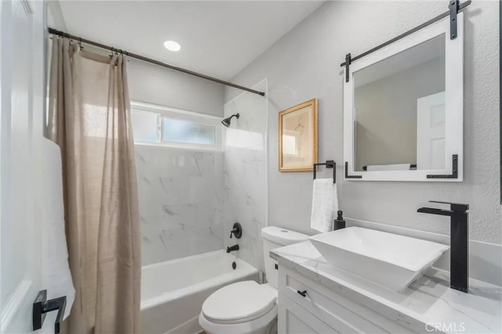 https://cdn.realtyfeed.com/cdn/127/306694382/8469154052a201dc53191269ea5a09cb.webp