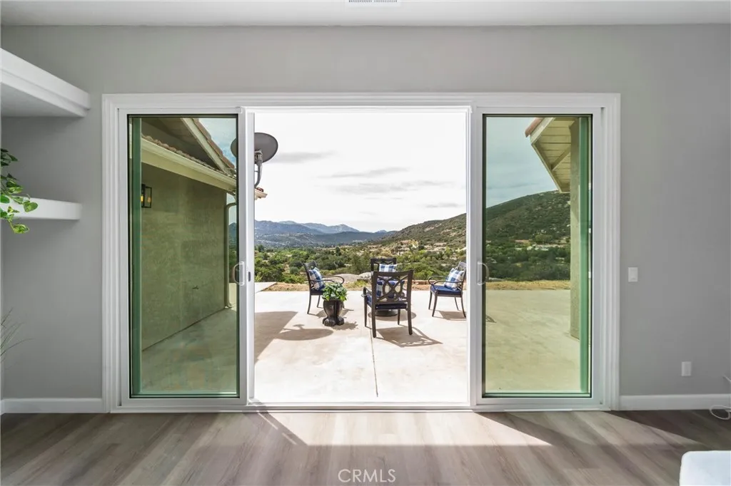 https://cdn.realtyfeed.com/cdn/127/306694382/8d607458a76e986159ea71001d1781d8.webp