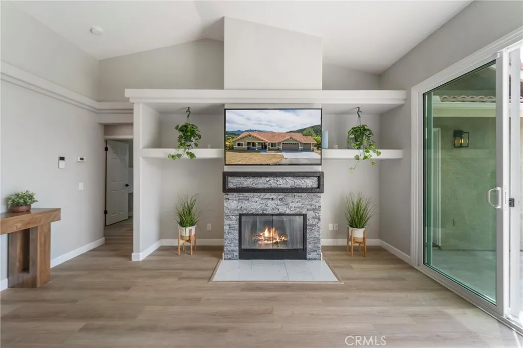 https://cdn.realtyfeed.com/cdn/127/306694382/8f145d909671eee75efb6d41616d480b.webp