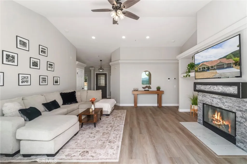 https://cdn.realtyfeed.com/cdn/127/306694382/ad40063533041cd7ca4eb3d087534f08.webp