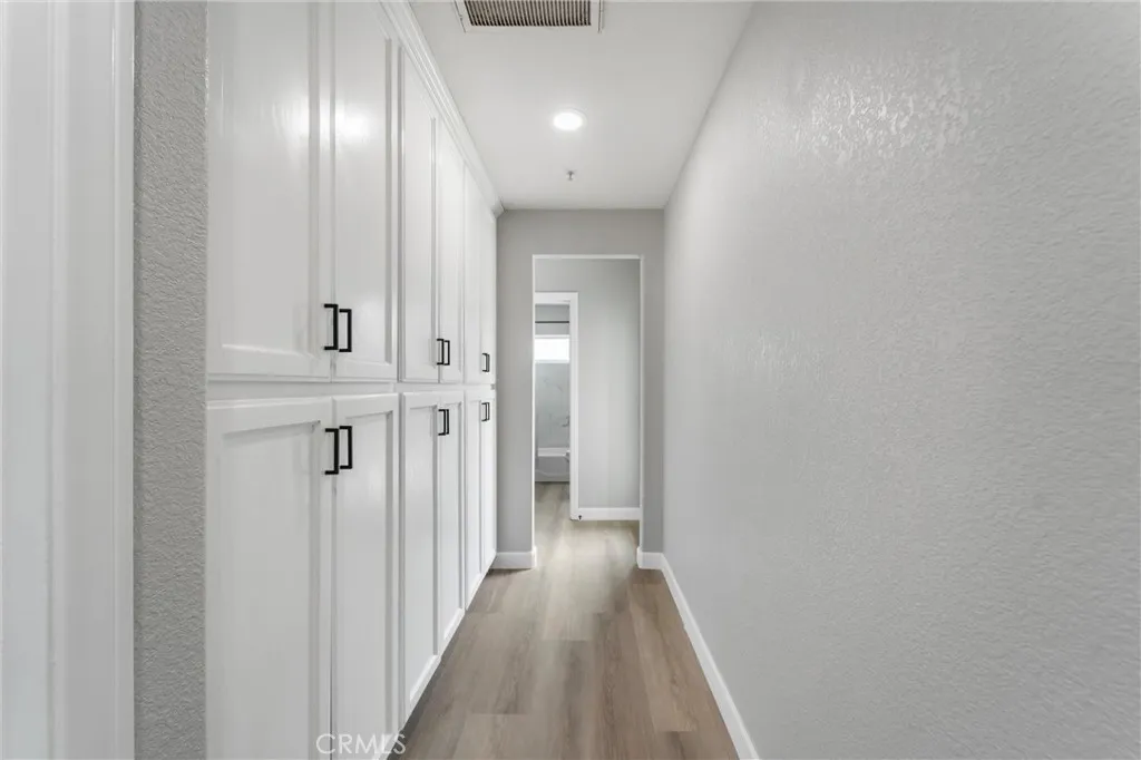 https://cdn.realtyfeed.com/cdn/127/306694382/dc3f8a7410d8cd99e8f4ca3967ec2e09.webp