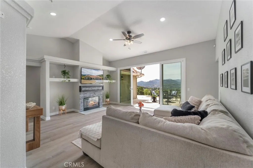 https://cdn.realtyfeed.com/cdn/127/306694382/e5b1d29abdc49863d34930c361b04a47.webp