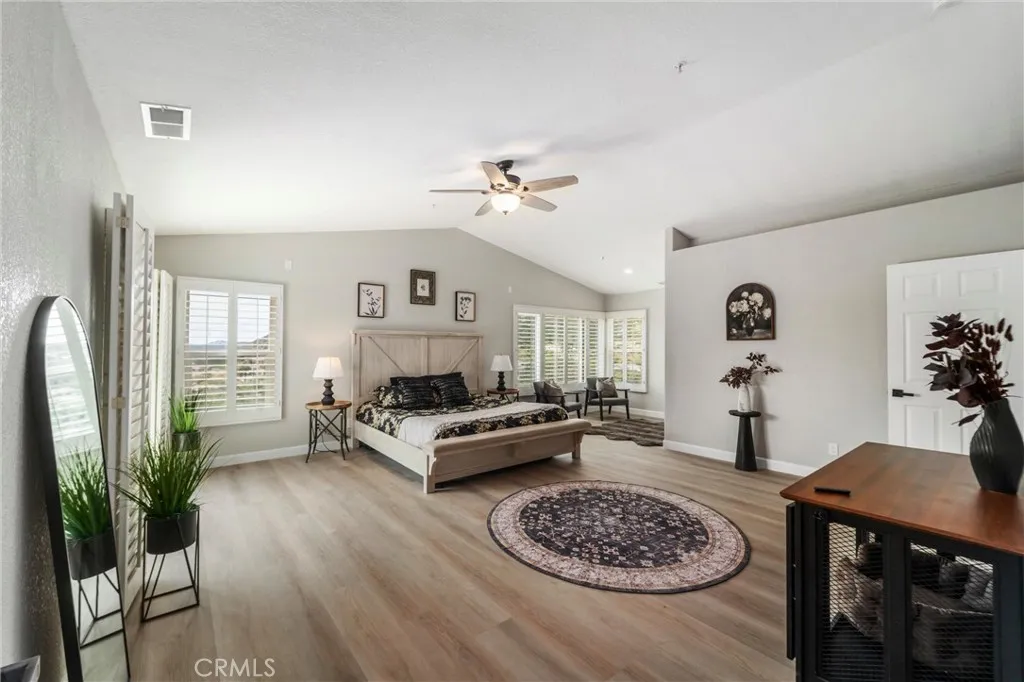 https://cdn.realtyfeed.com/cdn/127/306694382/ebdfc14a732f8dc1c0a10fabdff578b9.webp