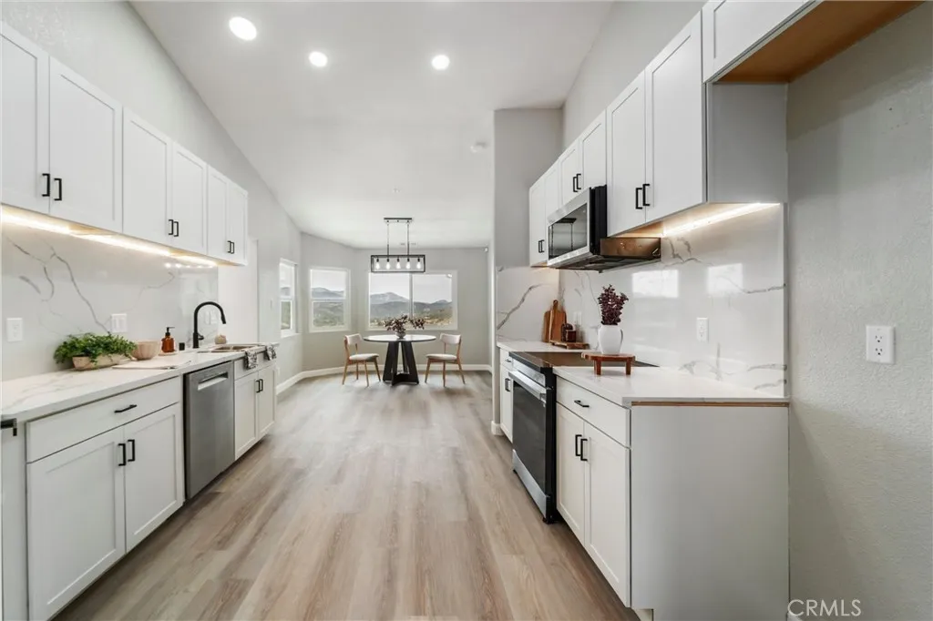 https://cdn.realtyfeed.com/cdn/127/306694382/ece04f7305e2f5c0b451b06d3cf3eba4.webp