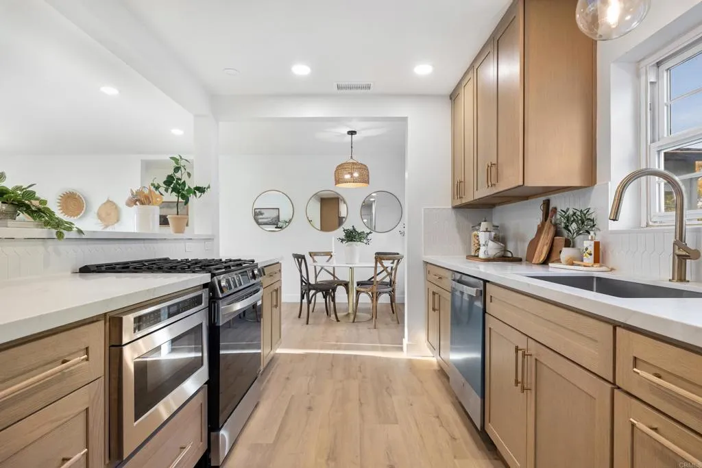 https://cdn.realtyfeed.com/cdn/127/306694409/962b387cf1103615c3234ab335da45b8.webp