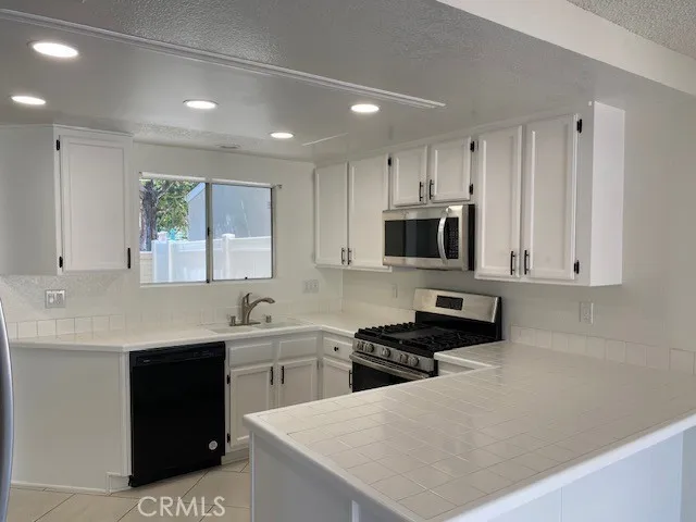 11112 Emelita Street, North Hollywood, CA, 91601