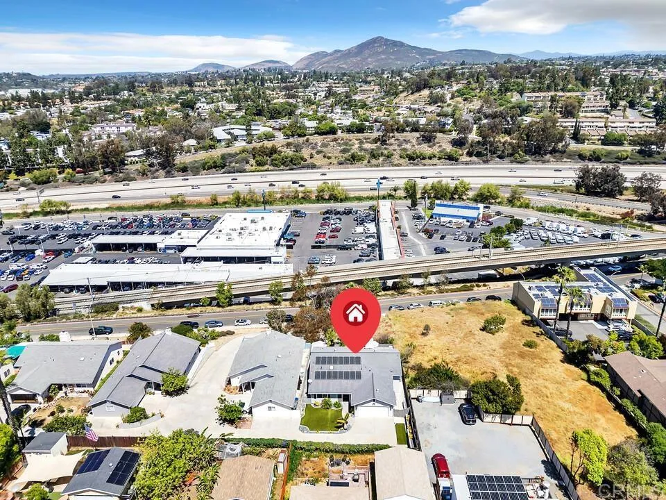 https://cdn.realtyfeed.com/cdn/127/306694445/0df1ba2b7879745728a6e1e959c74b39.webp