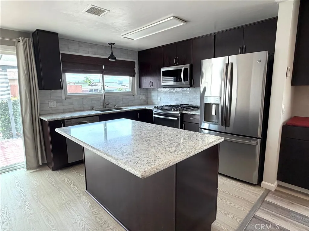https://cdn.realtyfeed.com/cdn/127/306694446/29795978d4e0a72165314da2b80fd2fa.webp