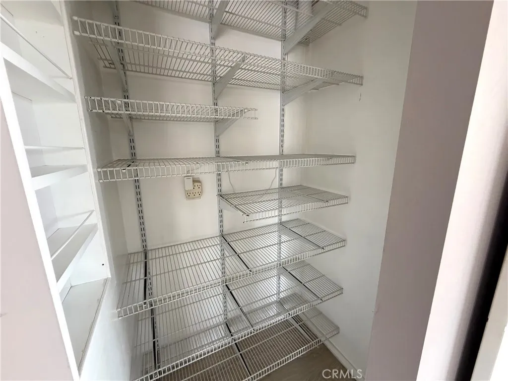 https://cdn.realtyfeed.com/cdn/127/306694446/35dcc73c2cc40fb19daa546b313c8e09.webp