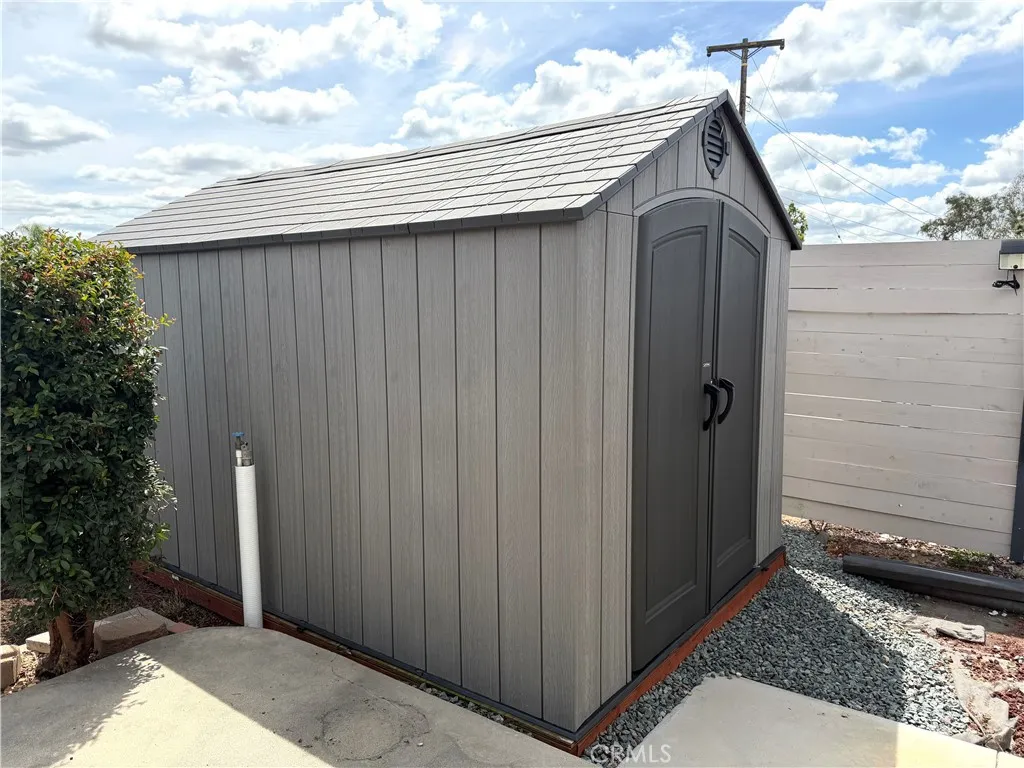 https://cdn.realtyfeed.com/cdn/127/306694446/754b021df3ea6597f4986d613af33996.webp