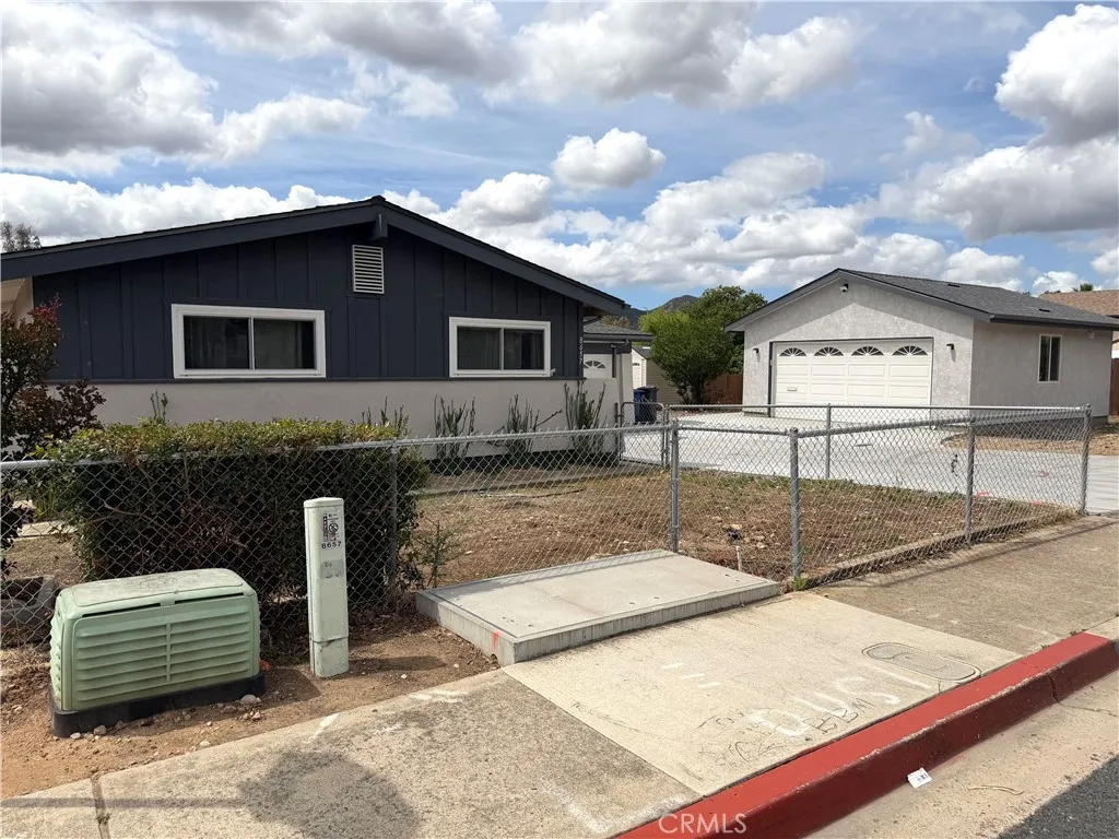 https://cdn.realtyfeed.com/cdn/127/306694446/fd76b4752e46facae243c8afdce68eae.webp