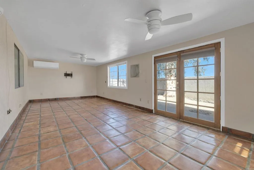 https://cdn.realtyfeed.com/cdn/127/306694451/d834843986740ce74a81a5188446a773.webp
