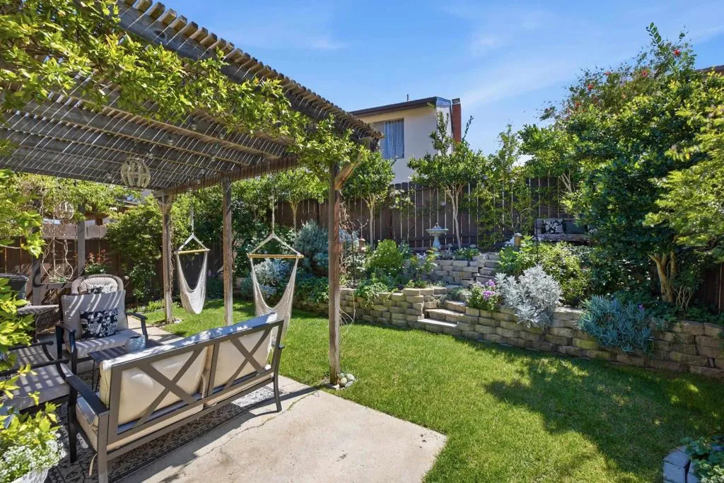 https://cdn.realtyfeed.com/cdn/127/306694482/5659581bd6aa4ba493156e0d3bf6cda0.webp