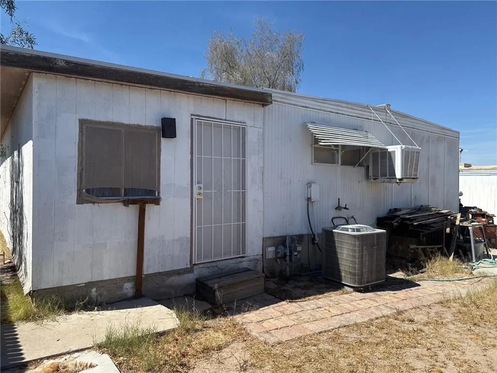 1225 Cherry, Needles, CA, 92363