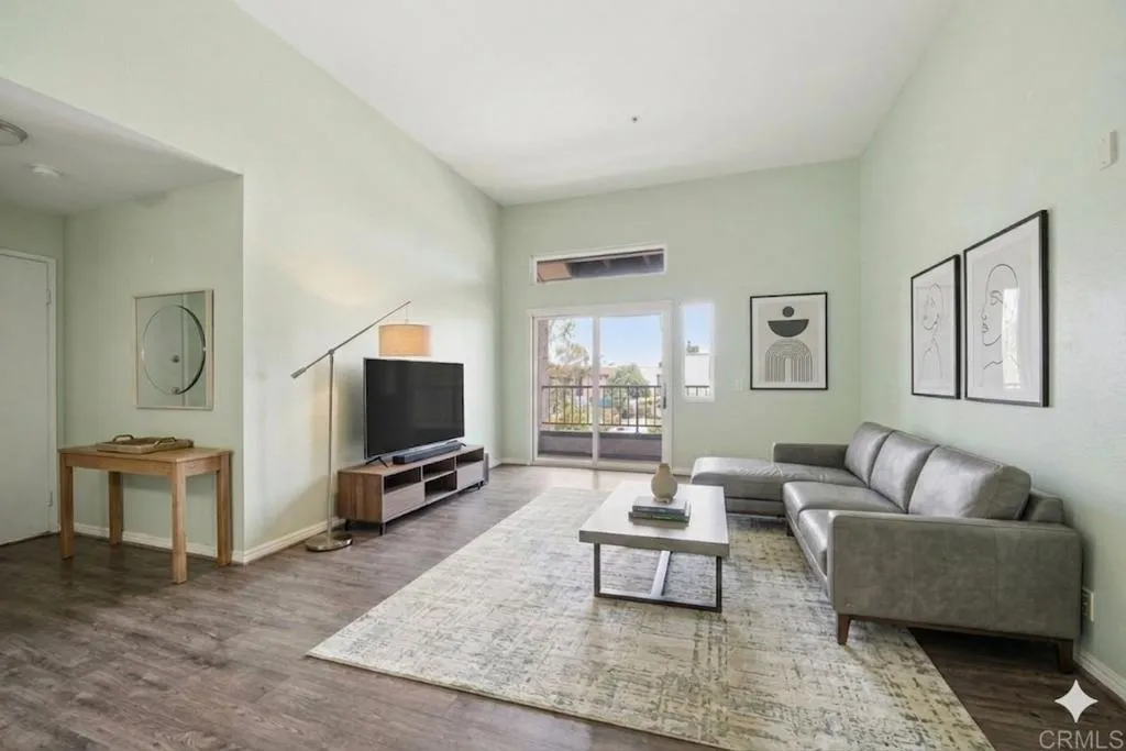 https://cdn.realtyfeed.com/cdn/127/306694609/2d94704001a2b33f3e3ff5688bfec892.webp