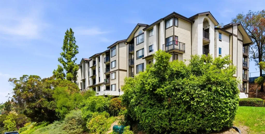 https://cdn.realtyfeed.com/cdn/127/306694609/4960285365b9a1adca6f947dfd8cf320.webp