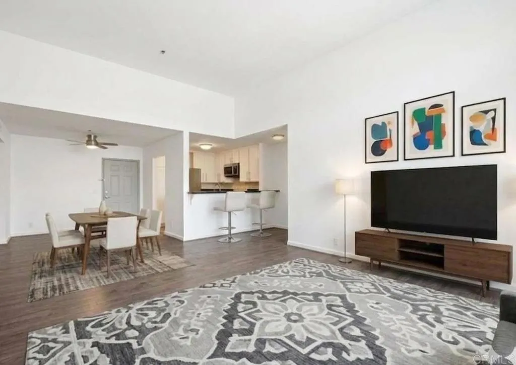 https://cdn.realtyfeed.com/cdn/127/306694609/741200a86c1b28422e63b9a76d39f861.webp