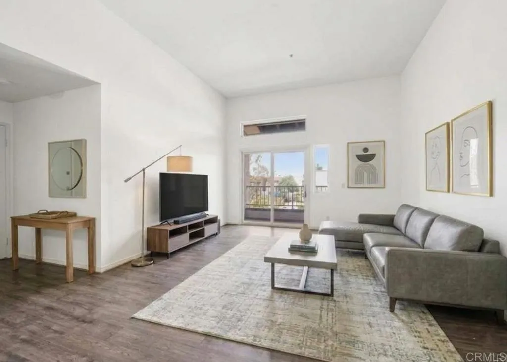 https://cdn.realtyfeed.com/cdn/127/306694609/7c3011ea1af5e8b4acb3e79e3536c790.webp