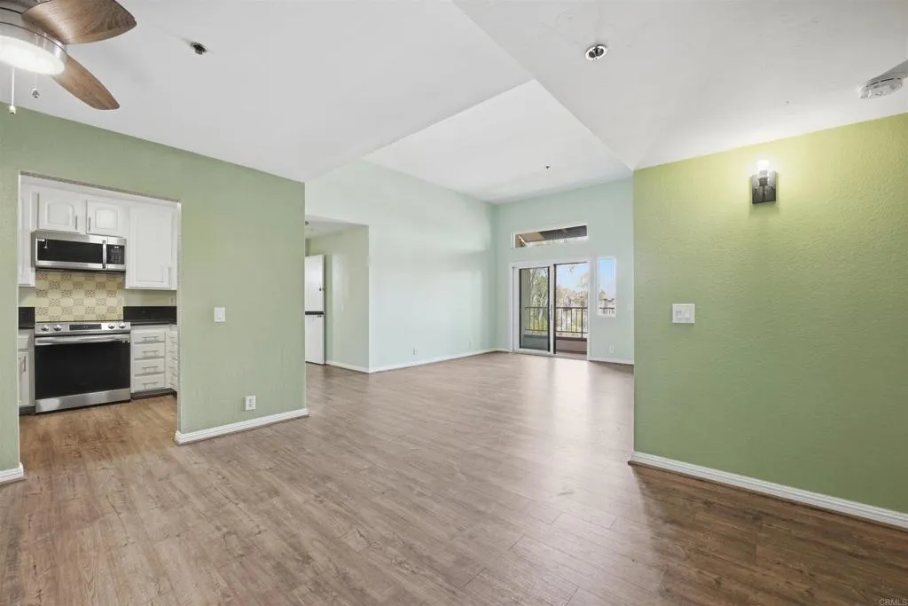 https://cdn.realtyfeed.com/cdn/127/306694609/c0b84d67b1415f2974299998836da9d0.webp