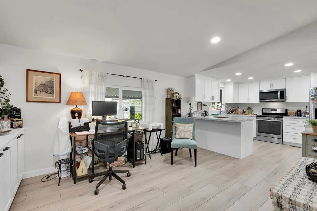 https://cdn.realtyfeed.com/cdn/127/306694665/5478e05f21d79eb5d7a39b31b08366f2.webp