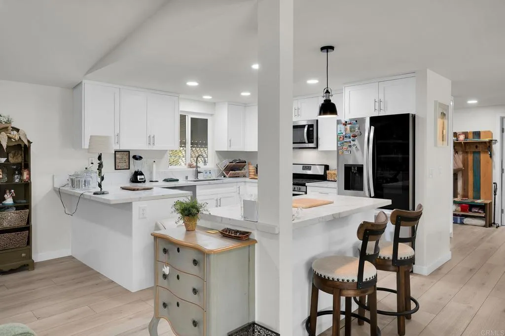 https://cdn.realtyfeed.com/cdn/127/306694665/d9d296a8ef8c66cff2b888547c7525f6.webp