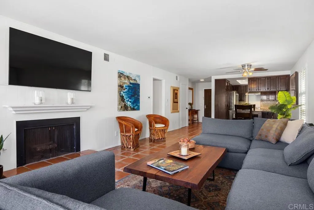 https://cdn.realtyfeed.com/cdn/127/306694666/62b24f1b6bb4be6af88ae5b0a0ed2a25.webp