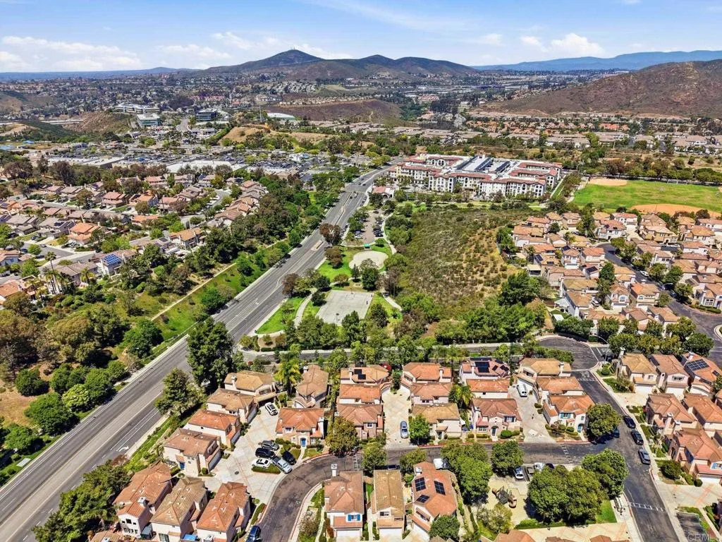 https://cdn.realtyfeed.com/cdn/127/306694685/19148274cb0fb89dcff8deceb18f1433.webp