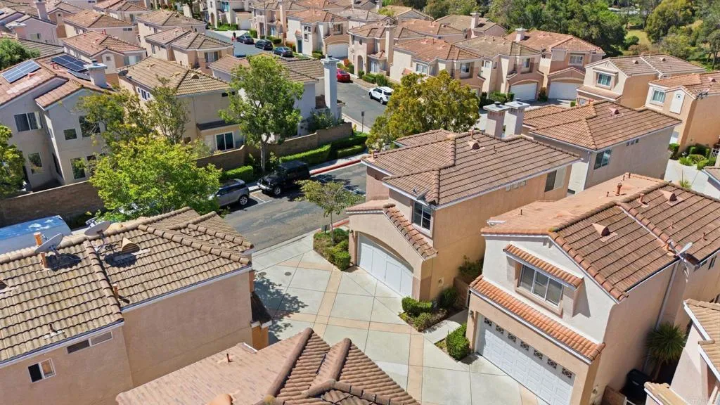 https://cdn.realtyfeed.com/cdn/127/306694685/84cb1550f7545f10f44301f4eb21abc8.webp