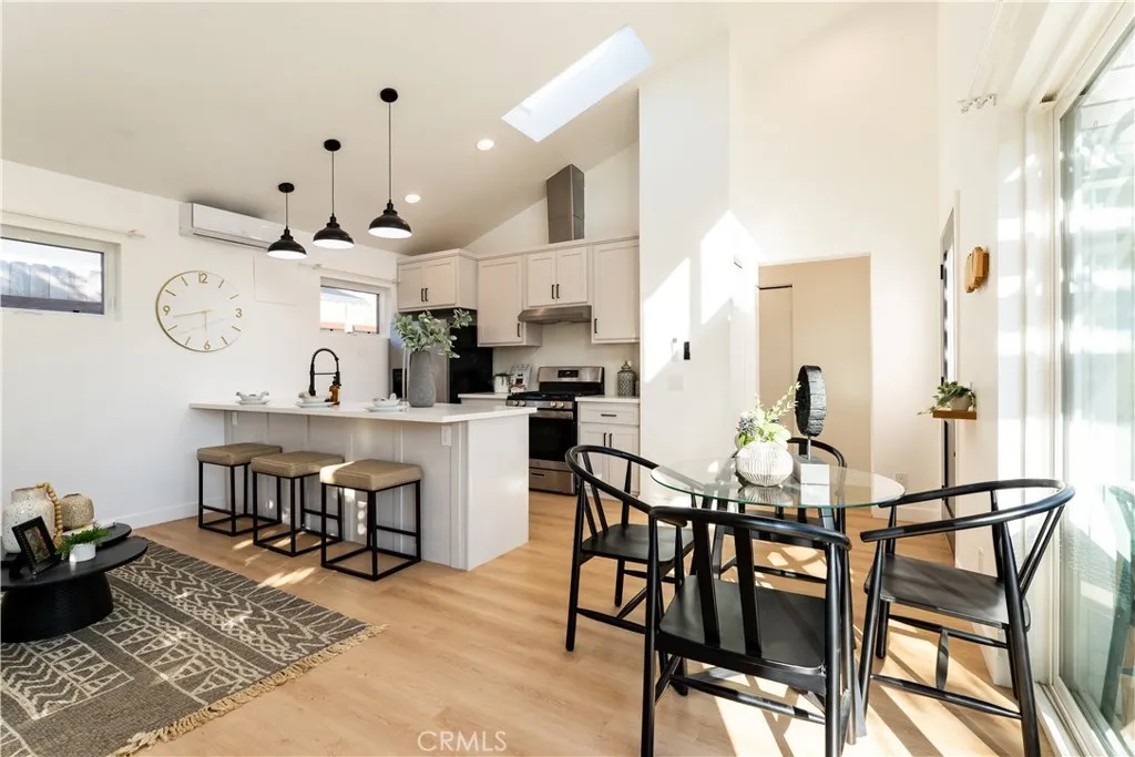 16124 San Fernando Mission, Granada Hills, CA, 91344