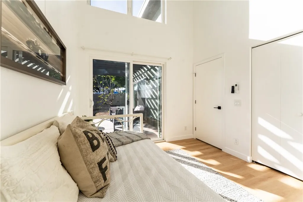 16124 San Fernando Mission, Granada Hills, CA, 91344