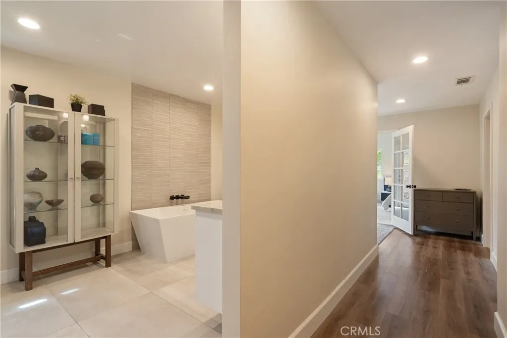 https://cdn.realtyfeed.com/cdn/127/306694720/125085cf93901ee3db58e8d876b5b389.webp