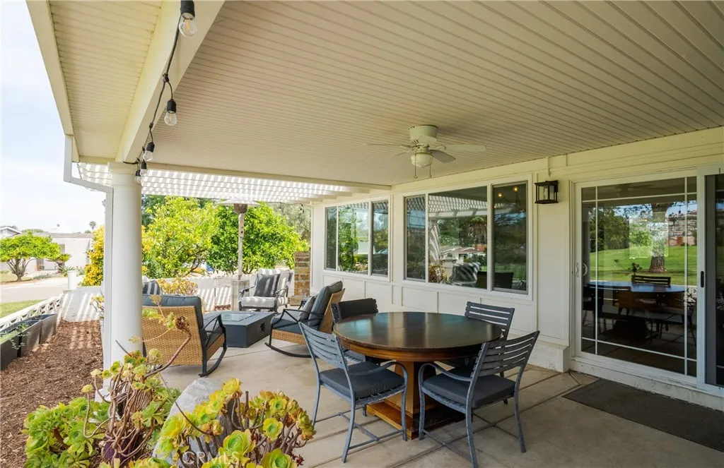 1327 San Julian Dr, San Marcos, CA, 92078