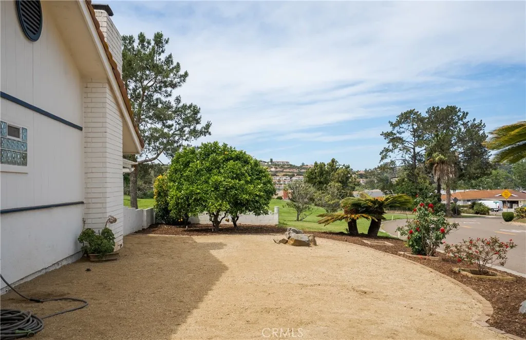 1327 San Julian Dr, San Marcos, CA, 92078